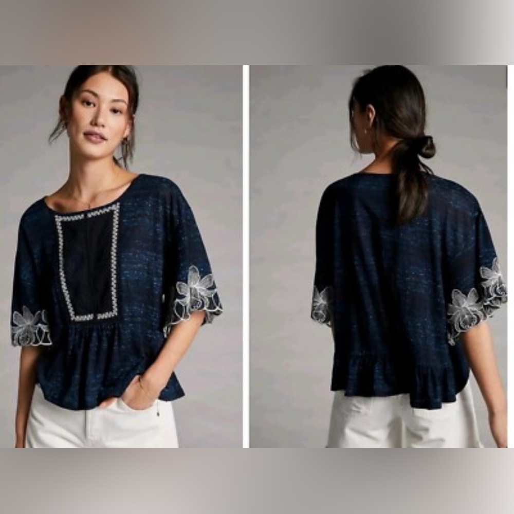 Anthropologie Pilcro Women's Short Orchid Embroidered Sleeves Top Size Medium